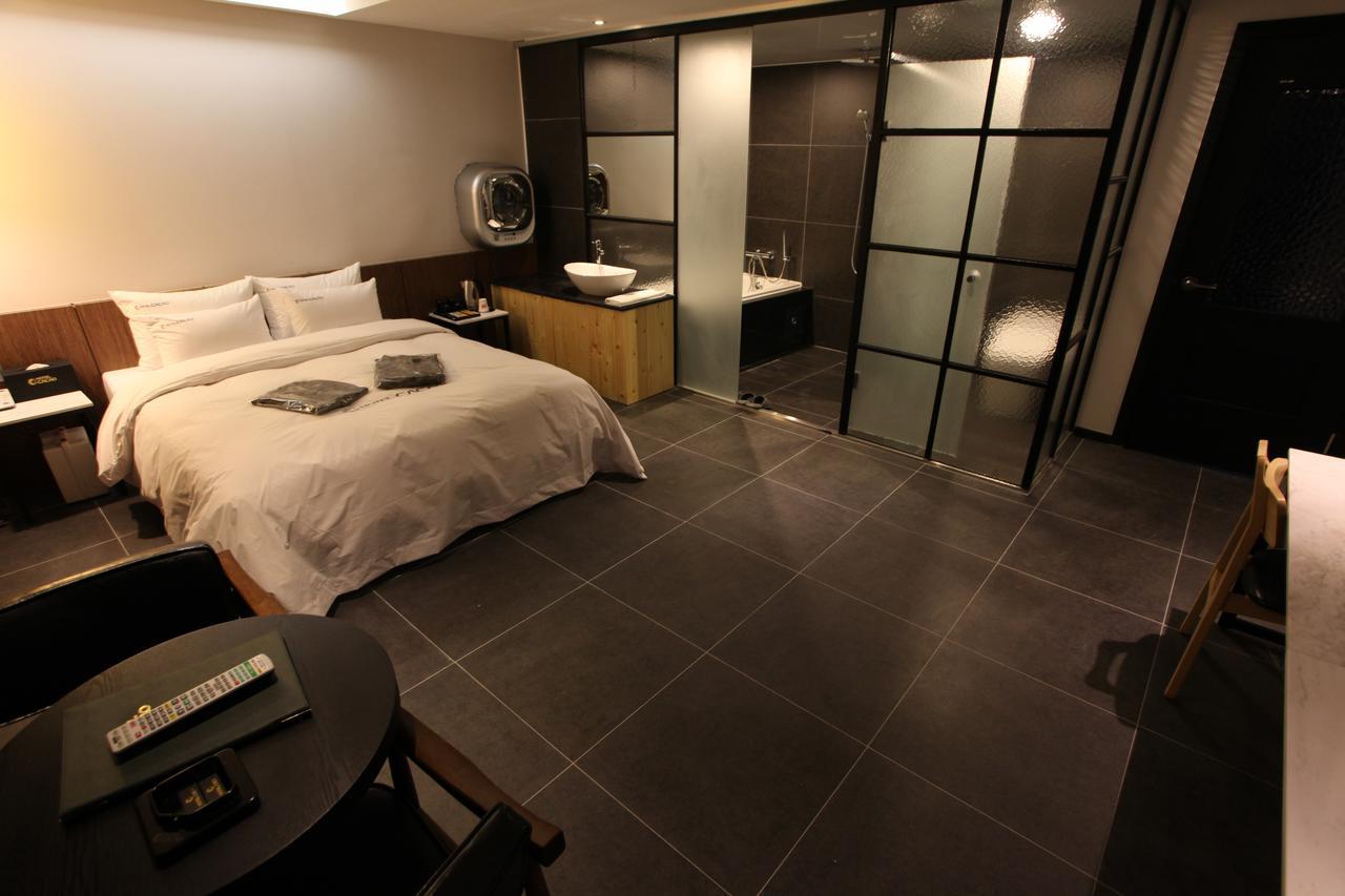 אינצ'ון Hotel Cacao מראה חיצוני תמונה