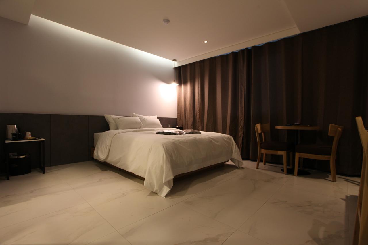 אינצ'ון Hotel Cacao מראה חיצוני תמונה