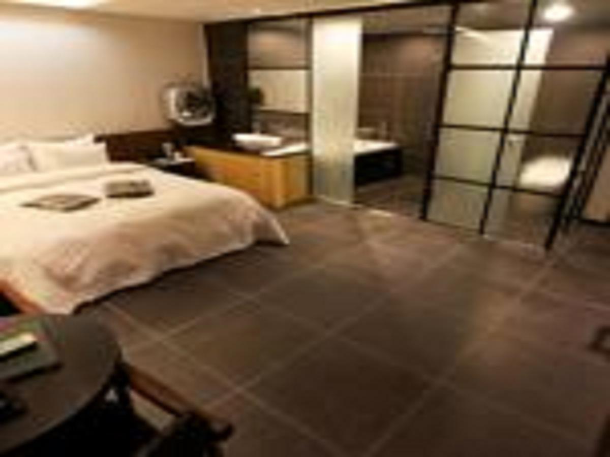 אינצ'ון Hotel Cacao מראה חיצוני תמונה